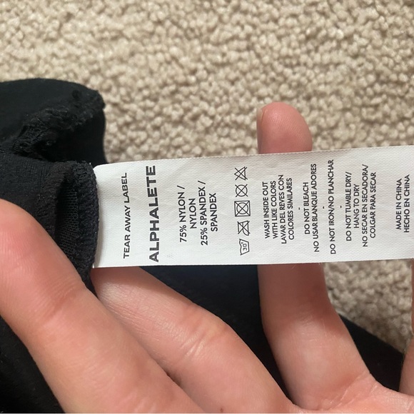 alphalete black halter sports bra - Picture 4 of 4